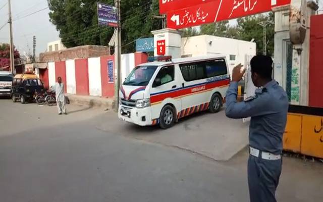 ڈپٹی کمشنرڈی جی خان طاہرفاروق میوہسپتال منتقل