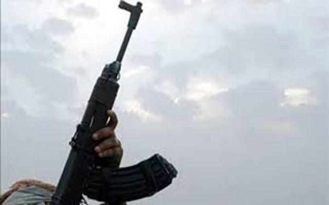 ہوائی فائرنگ کرکے سوشل میڈیا پر اپ لوڈ کرنے والے پولیس کی پہنچ سے دور