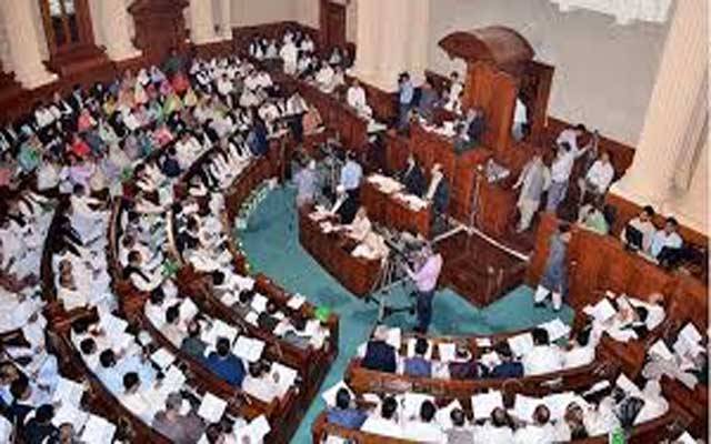  پنجاب حکومت میں ہلچل مچ گئی