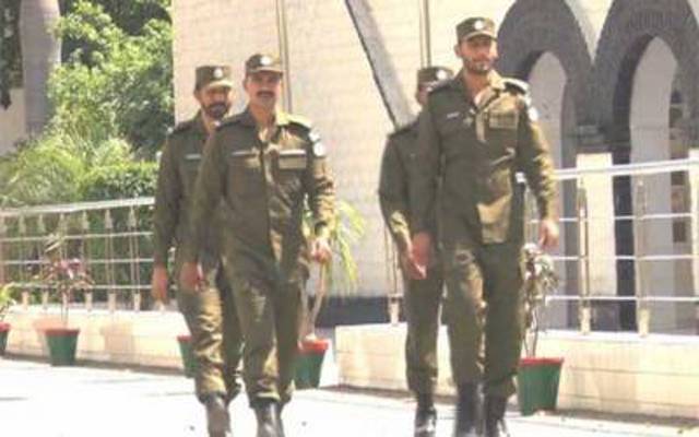لاہور پولیس کی انوکھی واردات