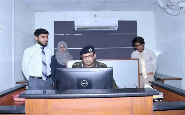 تھانوں کے فرنٹ ڈیسک روائتی پولیس کے نقشے قدم پر