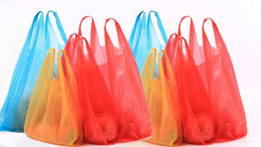 پلاسٹک بیگز پر مکمل پابندی لگانے کا فیصلہ