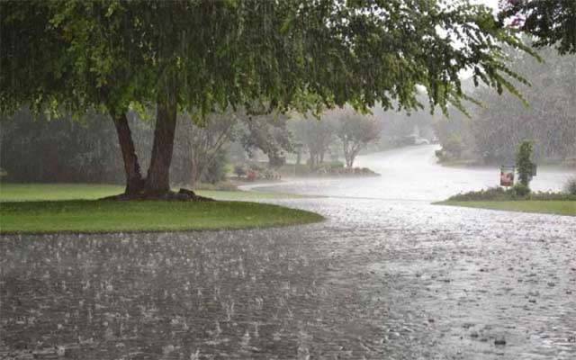 موسلادھار بارش نے ضلعی انتظامیہ کے دعوؤں پر پانی پھیر دیا