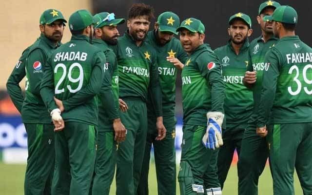 پی سی بی کا نئے سینٹرل کنٹریکٹ میں کھلاڑیوں کی تعداد کم کرنے پر اتفاق