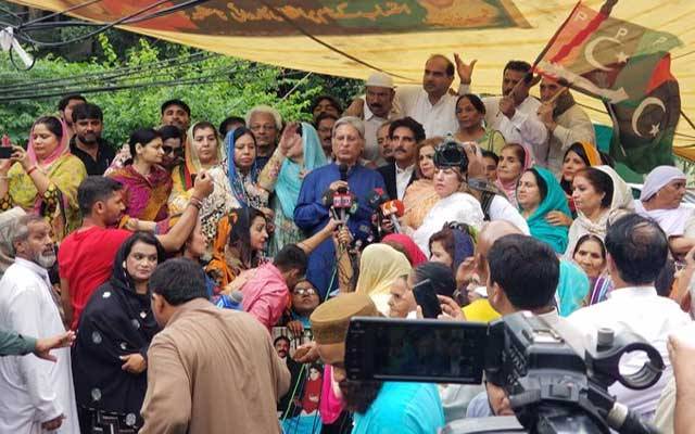 فریال تالپور کے ساتھ ناروا سلوک کیخلاف جیالے سراپا احتجاج