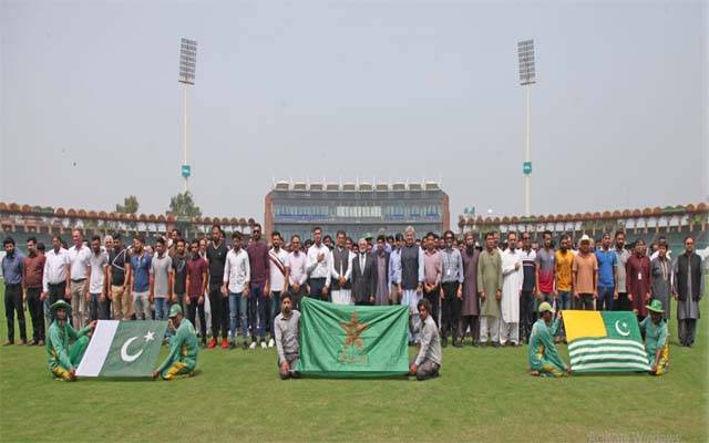 کشمیری عوام سے یکجہتی کیلئے کھلاڑی بھی میدان میں آگئے