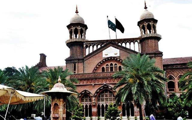 ترقیاتی کاموں کیلئے ٹینڈر طلب کرنے کا اقدام لاہور ہائیکورٹ میں چیلنج