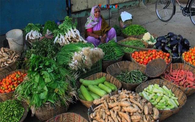 ادرک نے مہنگائی کے میچ میں ٹرپل سینچری کر لی، سبز مرچ بھی ہدف کے قریب