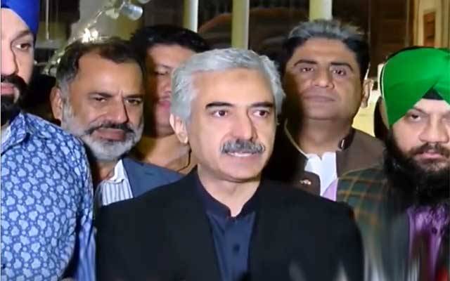 صوبائی وزیر نے سکھ نوادرات کی نمائش کا افتتاح کردیا
