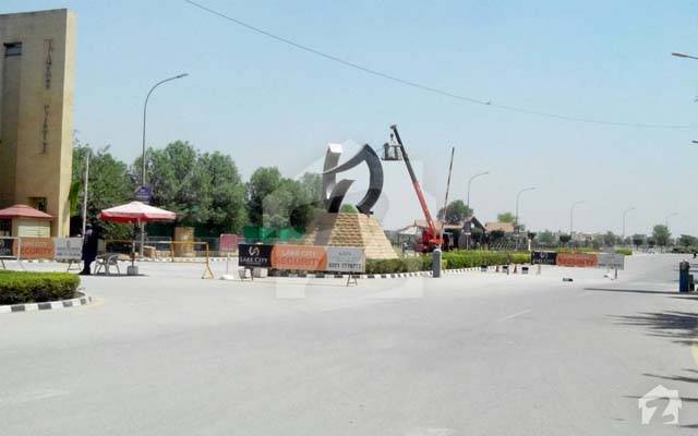 لیک سٹی ایم تھری ایکسٹینشن کے چار سو پلاٹ کے مالکان کو قبضہ فراہم کردیا گیا