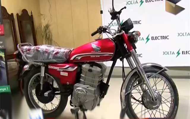 بجلی پر چلنے والی پہلی پاکستانی موٹر سائیکل سڑکوں پر دوڑنے کو تیار 