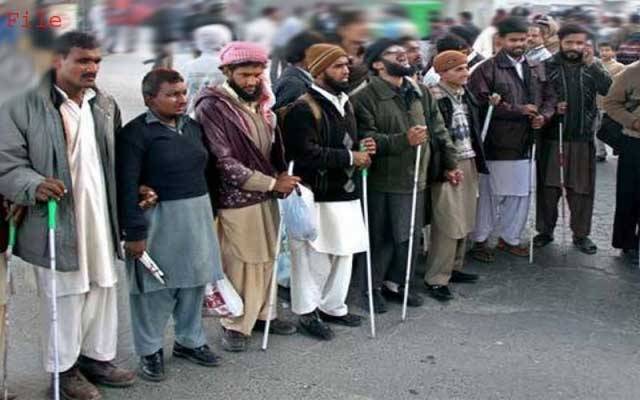 حکومتی کمیٹی نابینا افراد کا دھرنا ختم کروانے میں ناکام