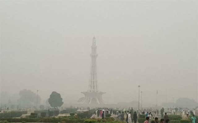 لاہور میں سموگ کا راج، ائیر کوالٹی انڈیکس 400 سے تجاوز کرگیا