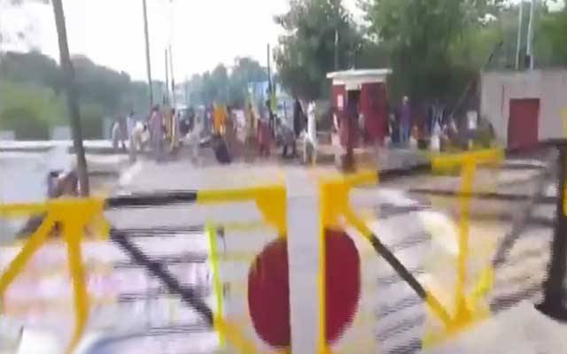 دھرم پورہ ریلوے پھاٹک3 دن کیلئے بند کردیا گیا
