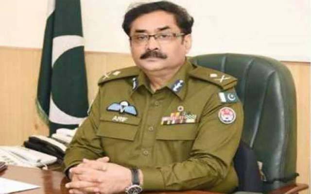سابق آئی جی پنجاب جاتے جاتے اعلیٰ افسران کو پریشان کرگئے