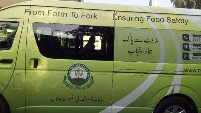 کھانے پینے کے مراکز پر کام کرنیوالے 54688 فوڈ ورکرز کے طبی معائنے