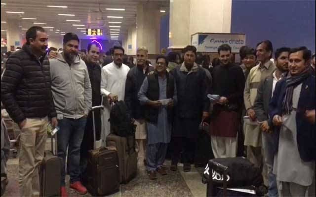  آیا ہے بلاوا، مجھے دربارِ نبیؐ سے،سٹی 42 کا قافلہ عمرہ کیلئے روانہ
