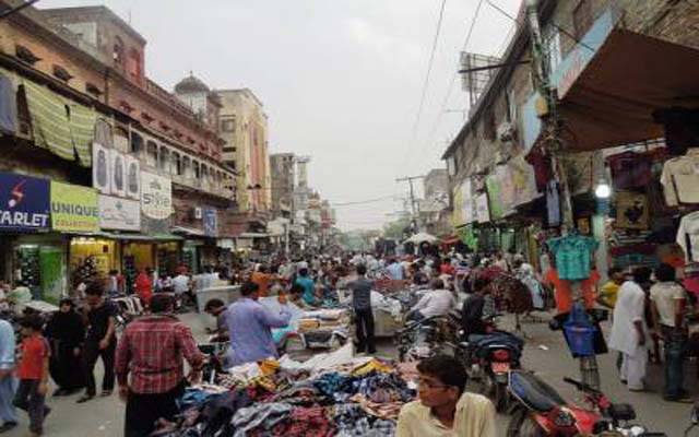 انار کلی بازار ایک بار پھر تجاوزات مافیا کی زد میں آگیا