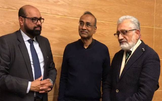 یونیورسٹی آف ہیلتھ سائنسز کے وفد کی نوبل انعام یافتہ برطانوی سائنسدان سے ملاقات