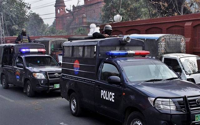 پولیس گاڑیوں کا ڈیٹا نئے سافٹ وئیر پر اپلوڈ کرنیکا عمل سست روی کا شکار