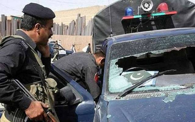 جرائم پیشہ افراد کا پولیس اہلکاروں پر تشدد