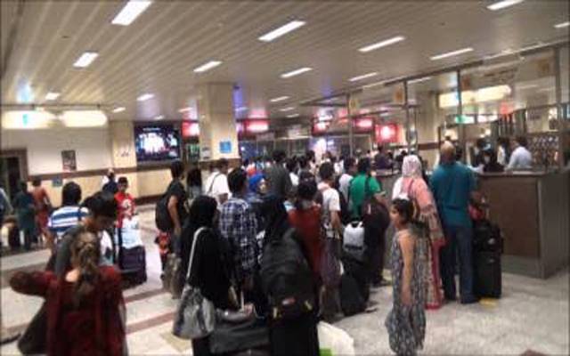 چین سے 10 پاکستانی طلبہ لاہور پہنچ گئے