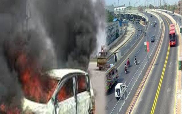 مسلم ٹاؤن چوک فلائی اوور پرخوفناک حادثہ