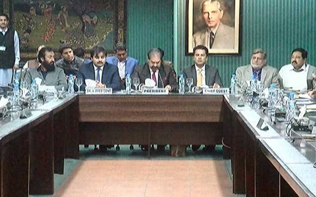 صوبائی وزیر خزانہ کا لاہور چیمبر کا دورہ