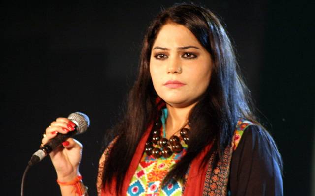 خلع کا معاملہ، گلوکارہ صنم ماروی کا عدالت میں اہم بیان