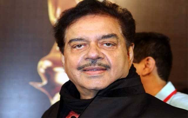 معروف بھارتی اداکار شتروگن سنہا لاہور پہنچ گئے 