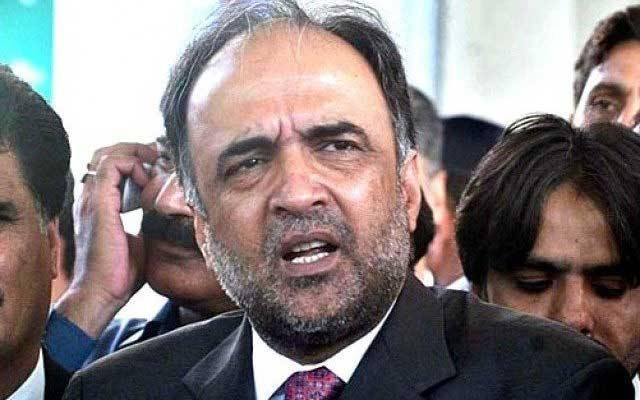 قمر زمان کائرہ کا نواز شریف کو پاکستان نہ آنے کا مشورہ
