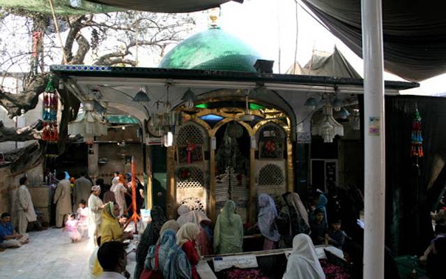 بی بی پاک دامن کےمزار کی اپ گریڈیشن،عدالت نے بڑا حکم دیدیا