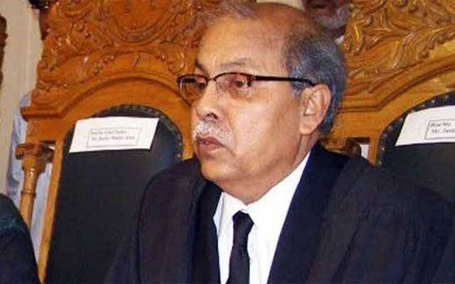 چیف جسٹس سپریم کورٹ لاہور پہنچ گئے