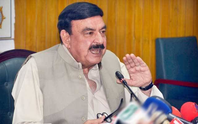 وزیر ریلوے شیخ رشید نے وزارت چھوڑنے کا اعلان کر دیا
