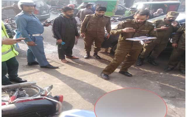 تیز رفتار ٹرک کی ٹکر سے پولیس کانسٹیبل جاں بحق 