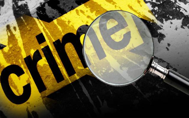 پولیس اہلکاروں نے وکیل کو عمارت سے پھینک دیا