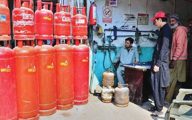 کورونا کے بڑھتے خدشات، ایل پی جی کی قیمت میں اضافہ