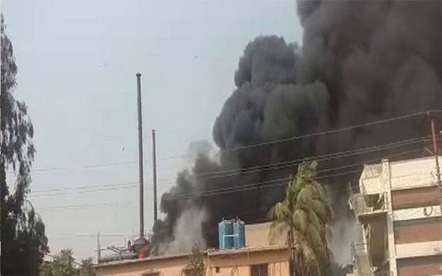شاہدرہ، صوفہ بنانے والی فیکٹری میں آگ بھڑک اٹھی