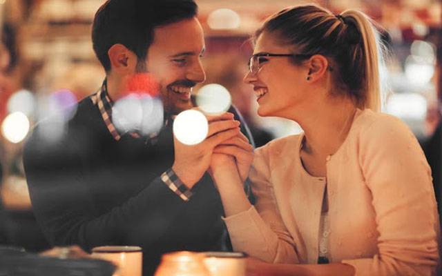 کورونا وائرس، دنیا بھر میں ڈیٹنگ سائٹس بند