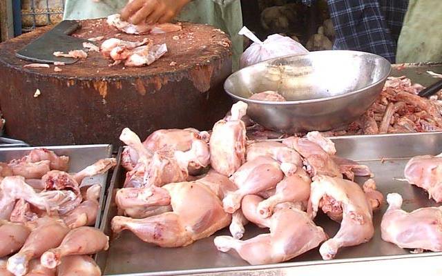 برائلر مرغی کے گوشت کی قیمت میں حیرت انگیز کمی 