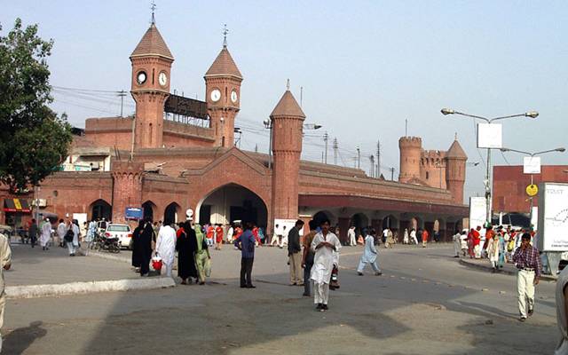 ریلوے سٹیشن کی حدود میں داخل ہونیوالوں کیلئےاہم ہدایات
