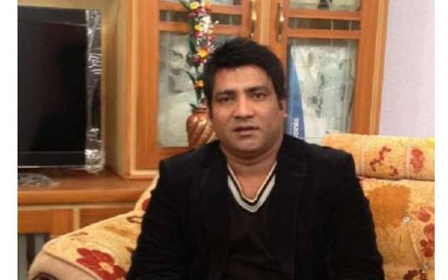 غیر معیاری پنجابی گانے پنجابی زبان کی توہین کے مترادف ہے‘بھنگڑ سٹار گلوکار ملکو