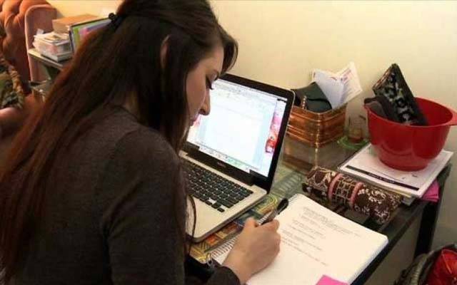 سرکاری یونیورسٹی کا آن لائن کلاسز جاری رکھنے کا فیصلہ