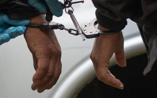 ماسک مہنگے فروخت کرنے پر 2افراد گرفتار