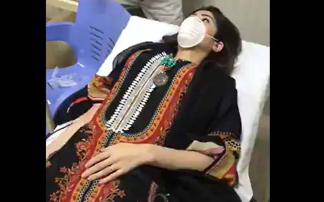 حنا پرویز بٹ کا تھیلیسیمیا کے بچوں کیلئے خون کا عطیہ
