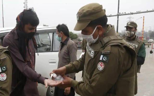 کورونا وائرس سے متعلق عوامی آگاہی کیلئے پنجاب پولیس کا منفرد اقدام