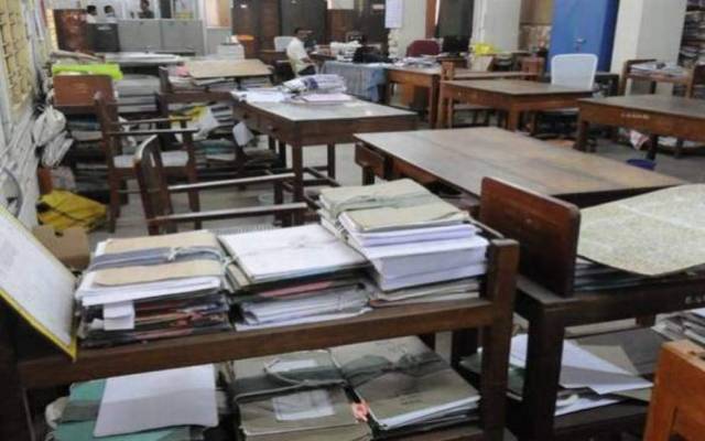 موجیں ختم، کل سے تمام محکموں کے سیکرٹریزکو دفاتر میں آنے کی ہدایت
