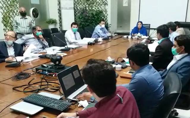 کورونا وائرس:ڈاکٹر یاسمین راشد کی قومی پارلیمانی کمیٹی کو بریفنگ
