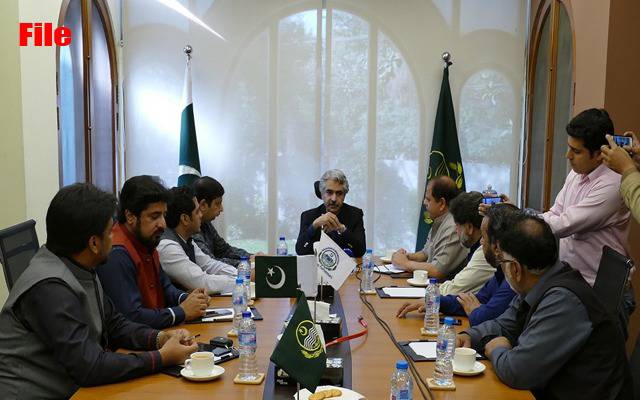 لاہور میں مارکیٹیں کھولنے سے متعلق تاجروں کی وزیرصنعت پنجاب سے ملاقات