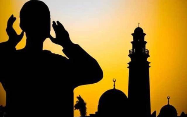 کورونا وائرس، مساجد اور گھروں میں اذانیں دینے کا سلسلہ جاری